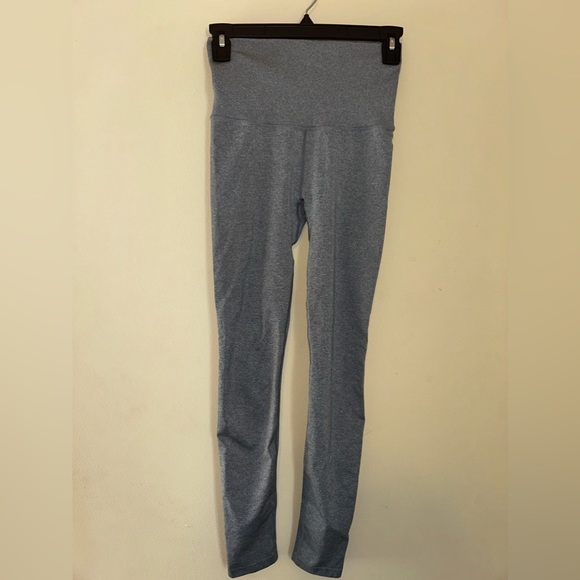 High Waist Leggings - Picture 1 of 3